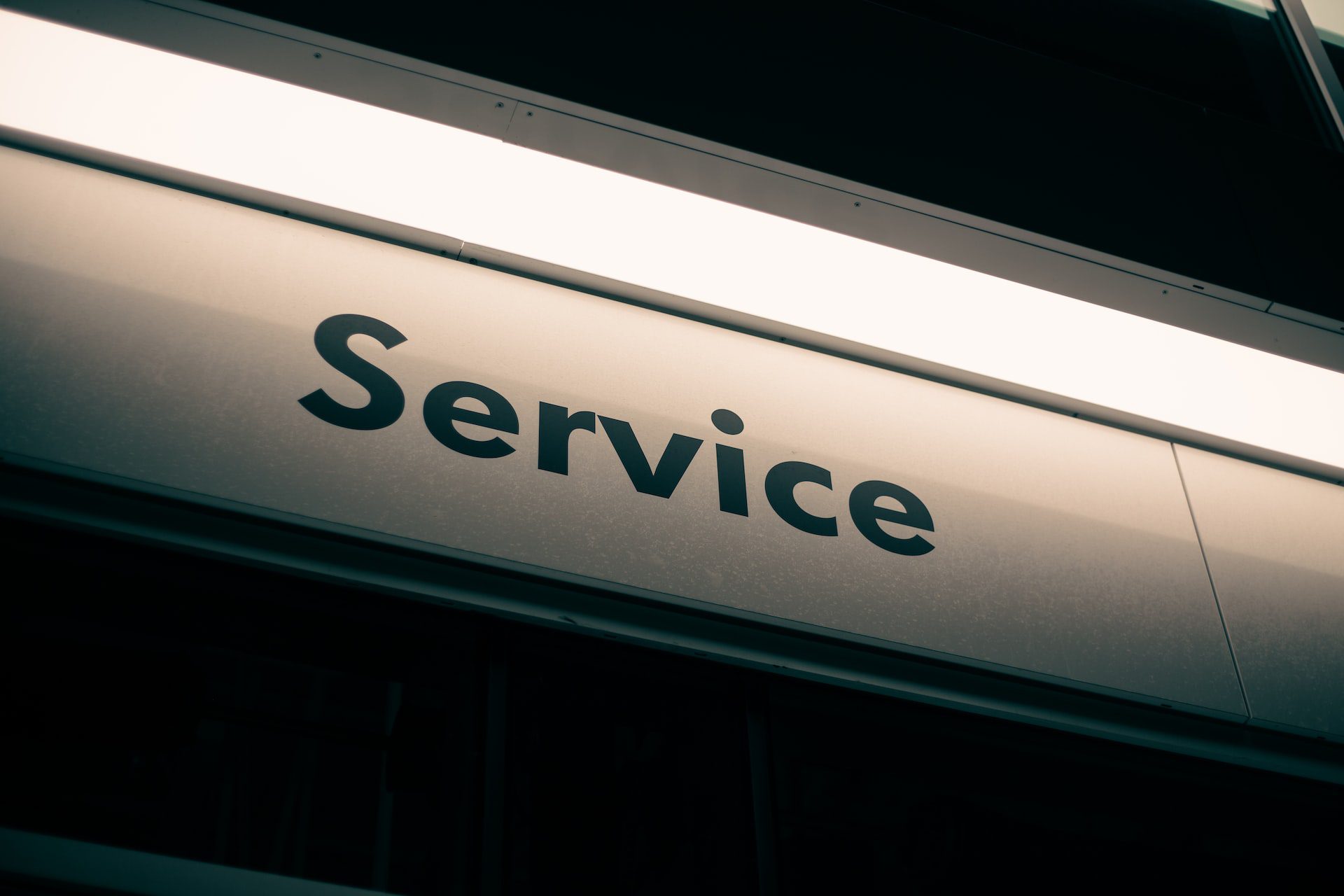 Service sign for Service Advisor Blog